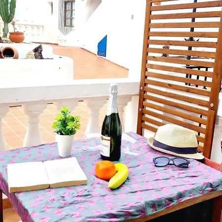 Апартаменты Port Royal 1 Bedroom Wifi Free *